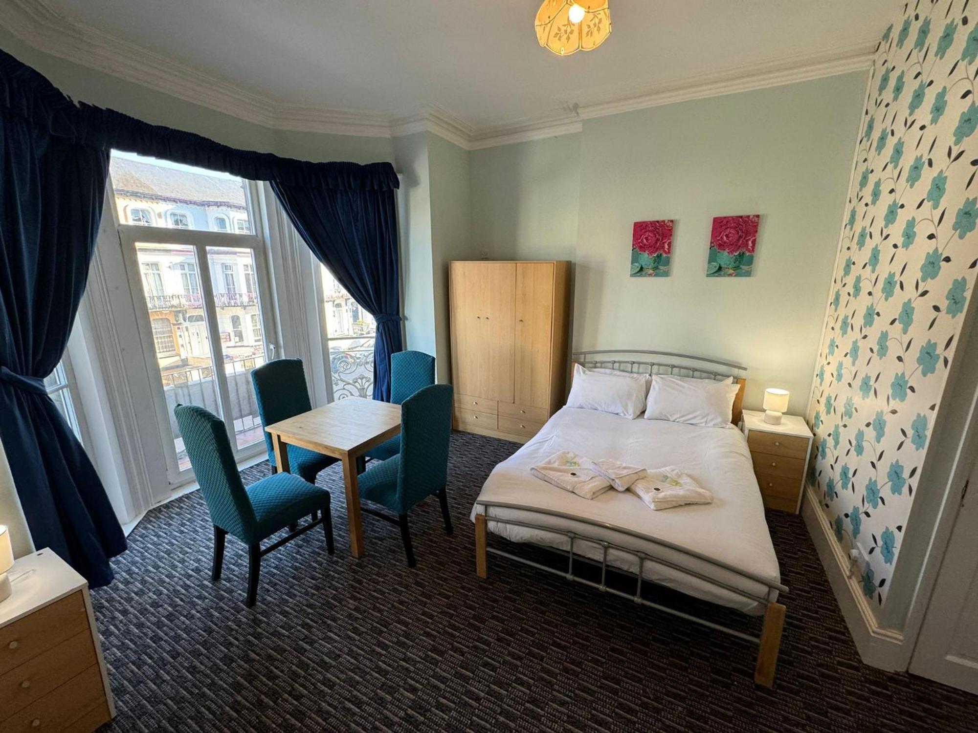 The Paradise Guest House Great Yarmouth Exteriér fotografie
