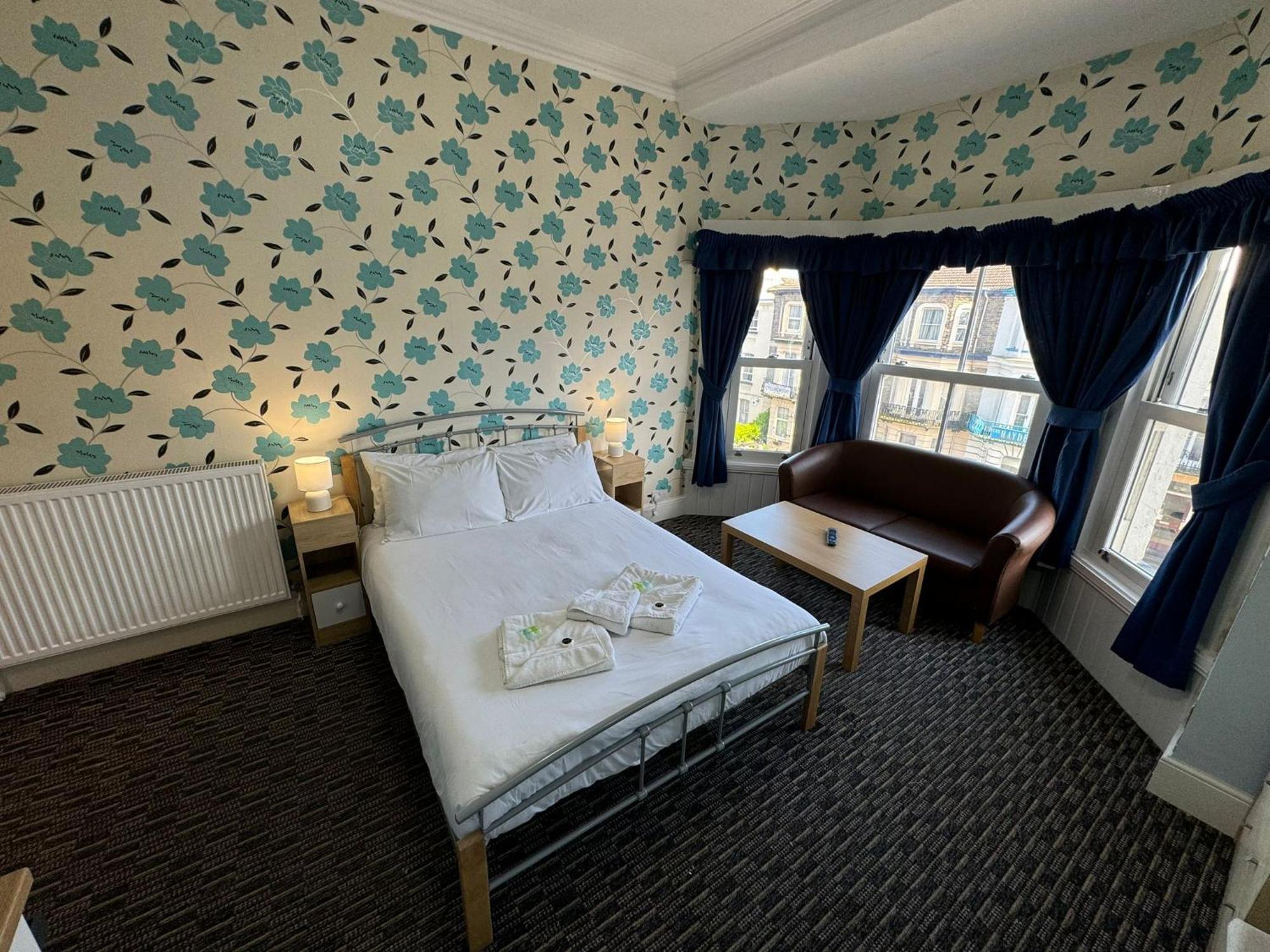 The Paradise Guest House Great Yarmouth Exteriér fotografie